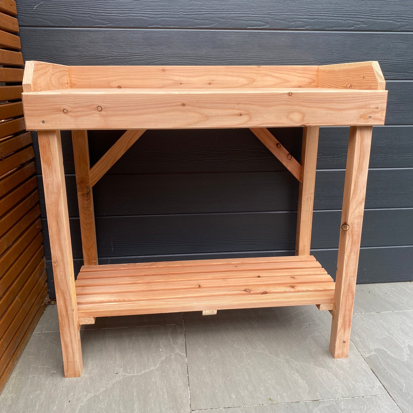 Larch Potting Bench