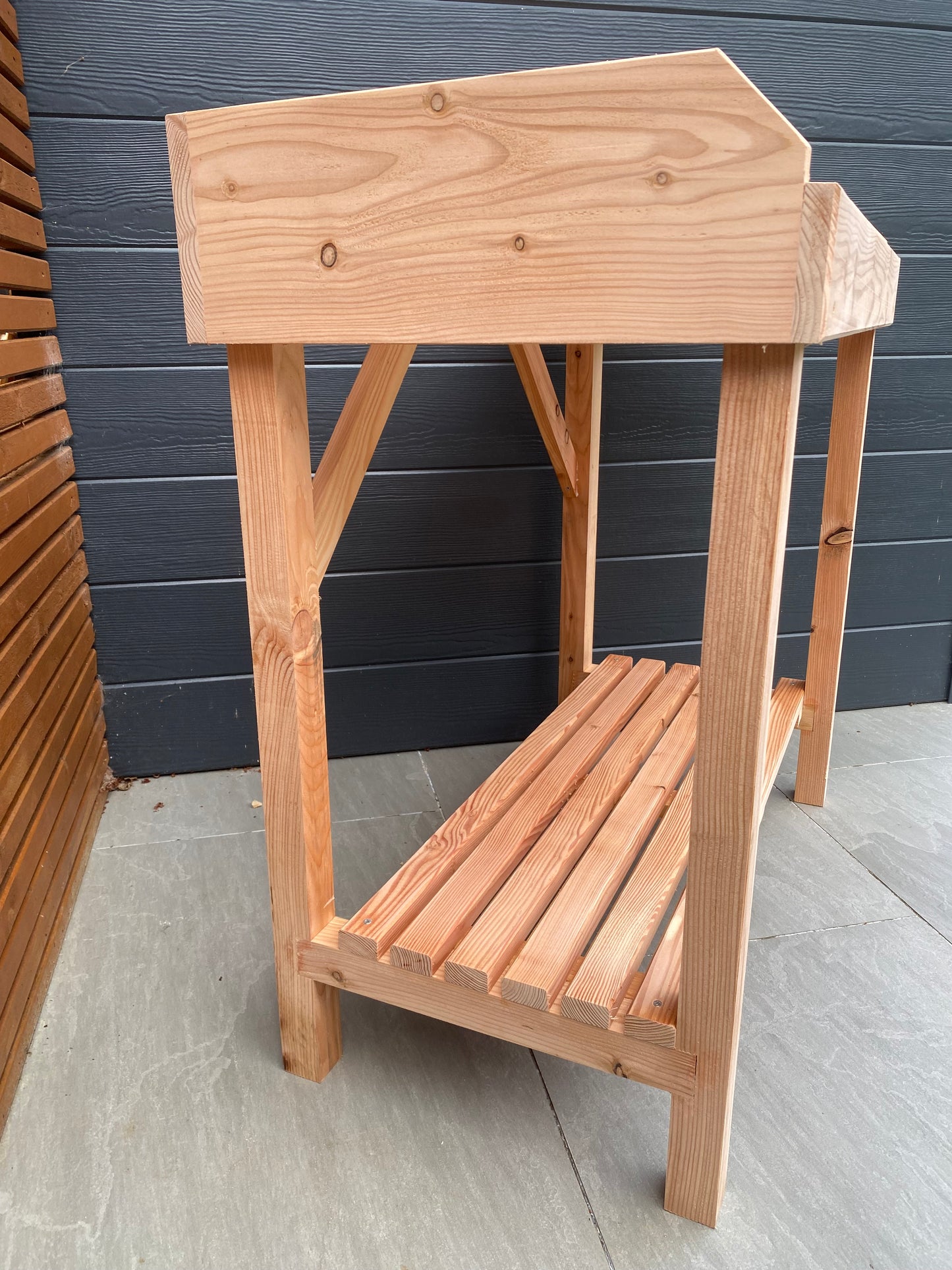 Larch Potting Bench